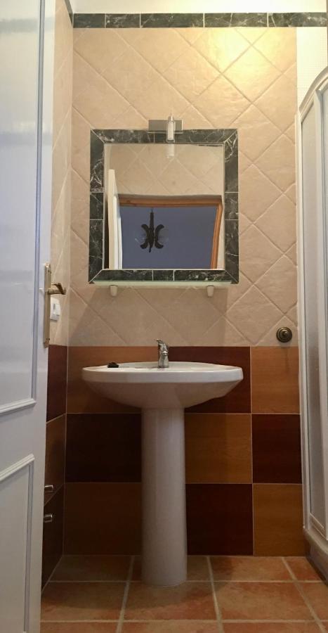 בית הארחה אורגיווה 	La Granada מראה חיצוני תמונה