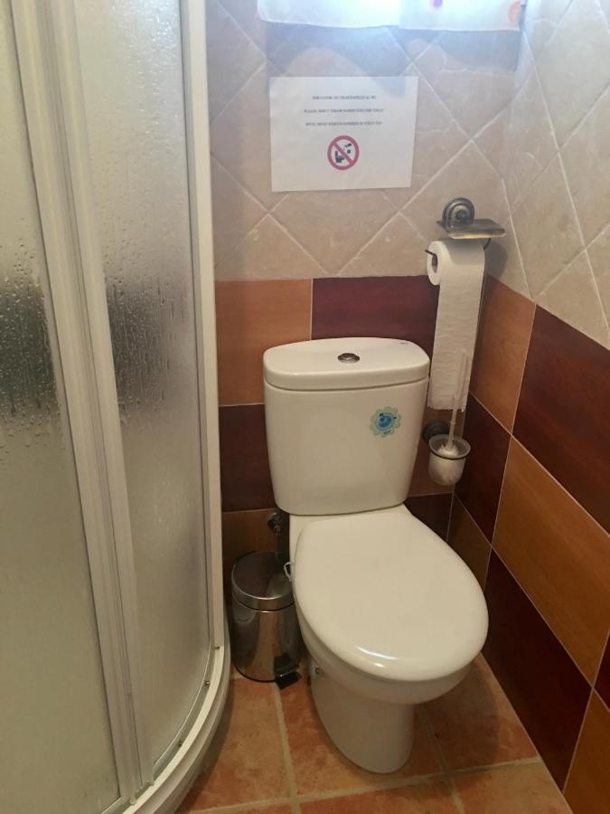 בית הארחה אורגיווה 	La Granada מראה חיצוני תמונה